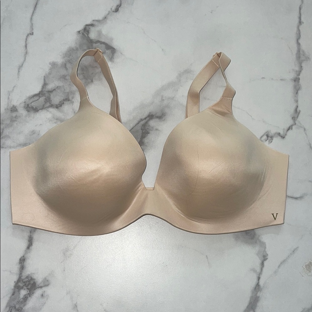 Victorias Secret Women's Cream Bra